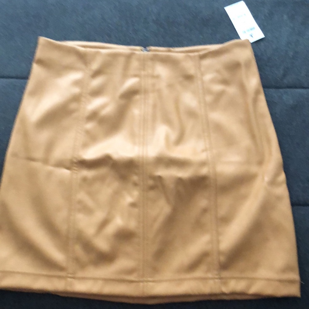 Faux leather mini skirt
